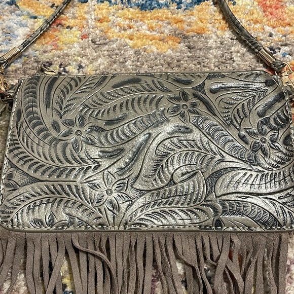 Small Cross Body or Wristlet - Picture 2 of 4